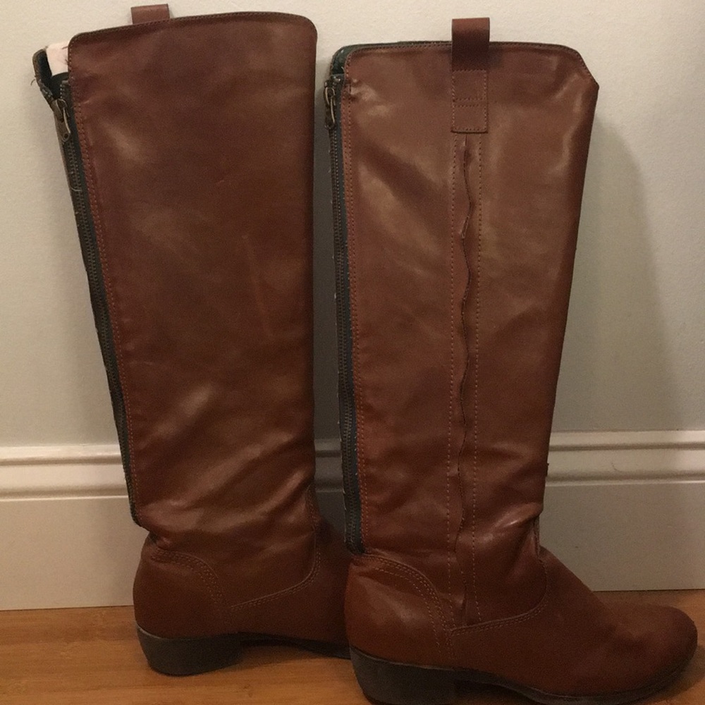 Tall chestnut boots